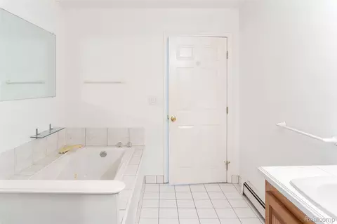 Bath - 408 Conley St, Algonac, MI 48001 photo 1 of 3