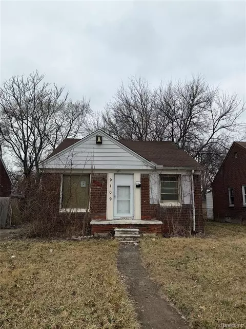 9109 Stahelin Ave, Detroit, MI 48228