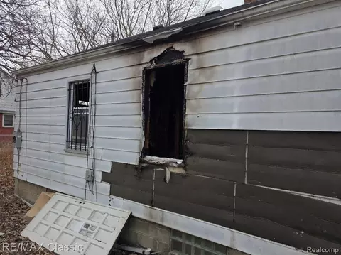 Other - 8656 8560 Farmbrook St, Detroit, MI 48224 photo 4 of 7