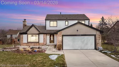 23828 Harvest Dr, Novi, MI 48375