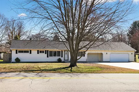 425 N Division Ave, Holland, MI 49424