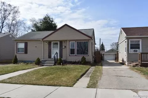26103 Palmer Blvd, Madison Heights, MI 48071