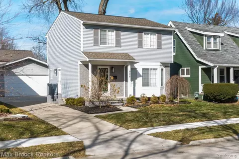 906 Mclean Ave, Royal Oak, MI 48067