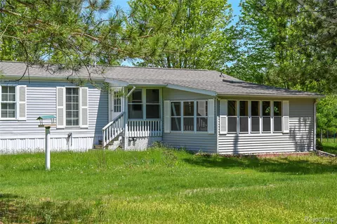 1094 Blamer Rd, Fairview, MI 48621