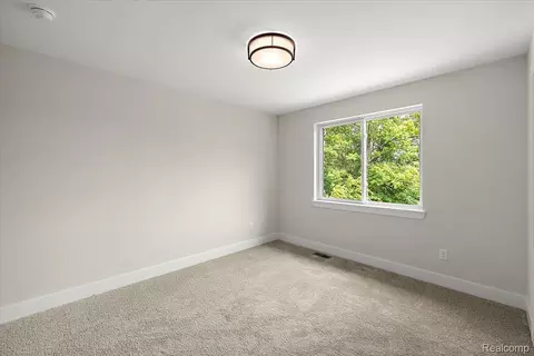 Bedroom - 50724 Timberstone Dr, Macomb, MI 48042 photo 6 of 13