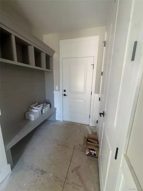 Entry Way - 50724 Timberstone Dr, Macomb, MI 48042 photo 7 of 9