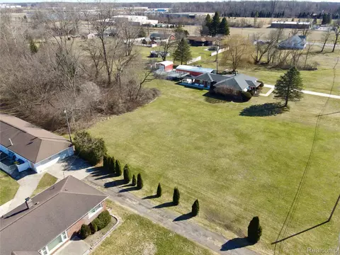 16801 Huron River Dr, Romulus, MI 48174