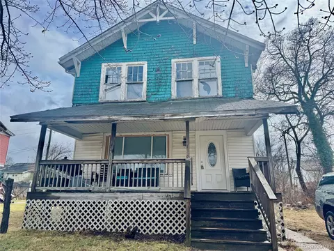 2951 W Philadelphia St, Detroit, MI 48206