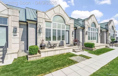 1009 S Washington Ave S #3, Royal Oak, MI 48067