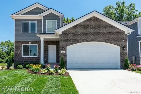 2760 John Bartley Cir, Sterling Heights, MI 48310