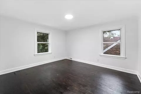 Bedroom - 11943 E Outer Dr, Detroit, MI 48224 photo 3 of 6