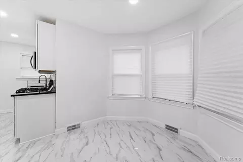 Other - 11943 E Outer Dr, Detroit, MI 48224 photo 7 of 10