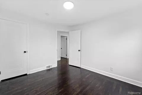 Bedroom - 11943 E Outer Dr, Detroit, MI 48224 photo 6 of 6