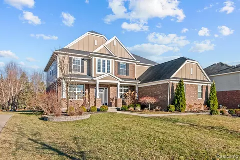 1526 Hickory Ridge Ct S, Canton, MI 48187