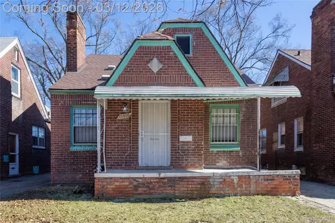 15870 Lesure St, Detroit, MI 48227