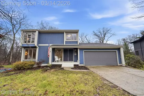 1172 Buckingham Rd, Meridian, MI 48840