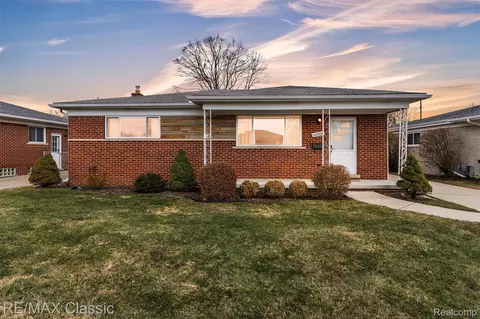 28804 Aline Dr, Warren, MI 48093