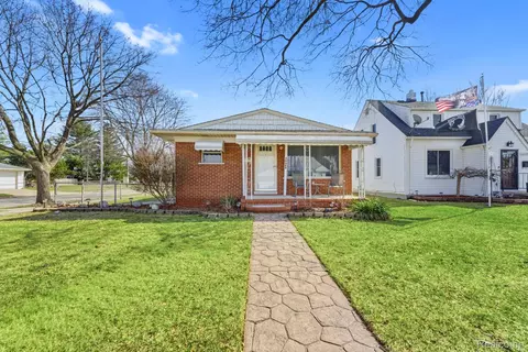 14509 Poplar St, Southgate, MI 48195
