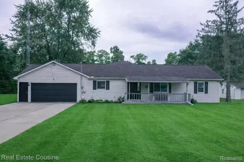 1565 W Rolston Rd, Linden, MI 48451
