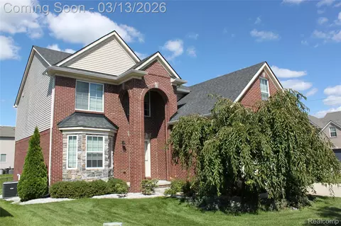 4153 Ash Tree Ln, Oceola, MI 48843