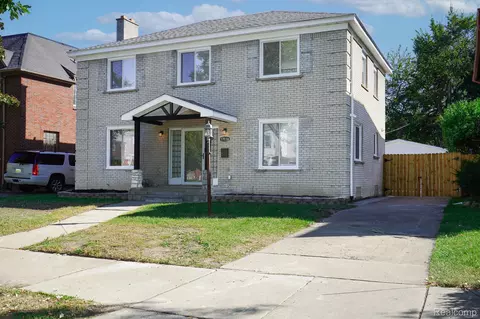 17116 Wildemere St, Detroit, MI 48221