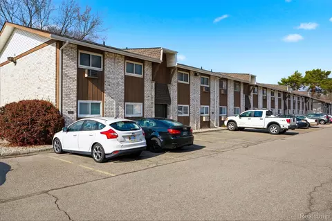7325 Woodview St #1, Westland, MI 48185