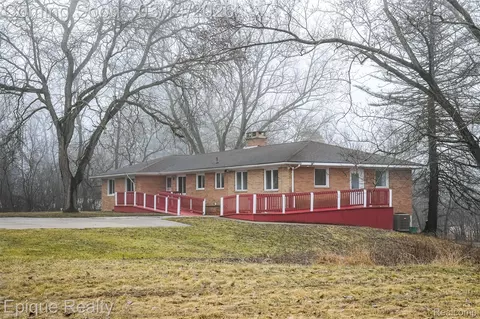 5880 Whittaker Rd, Ypsilanti, MI 48197
