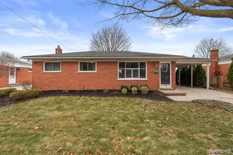 1165 Fairground St, Plymouth, MI 48170