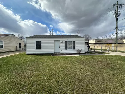 7166 Pardee Rd, Taylor, MI 48180