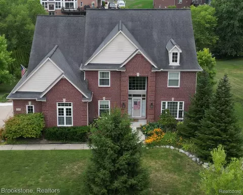 3681 High Grove Way, Orion, MI 48360