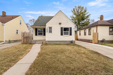 7634 Warwick St, Detroit, MI 48228