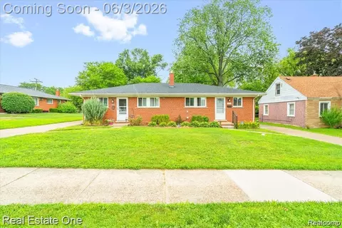 30624 Krauter St, Garden City, MI 48135