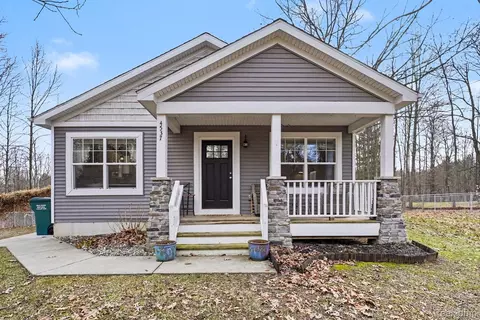 4537 Lakewood Dr, Marathon, MI 48464