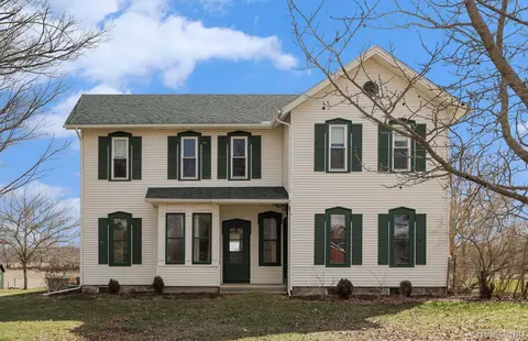 7861 Gregory Rd, Webster, MI 48130