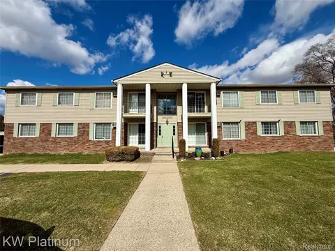 8214 24 Mile Rd, Shelby Township, MI 48316