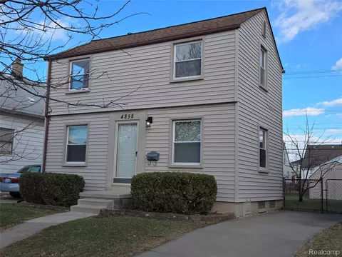4858 Palmer St, Dearborn, MI 48126