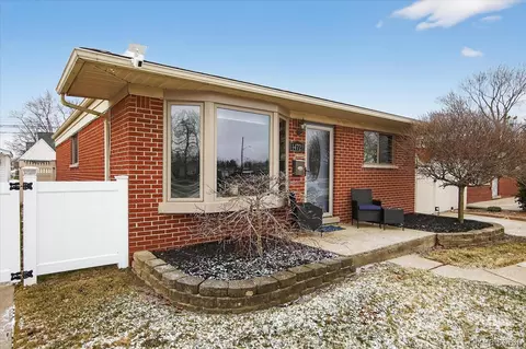 14721 Morris Ave, Allen Park, MI 48101