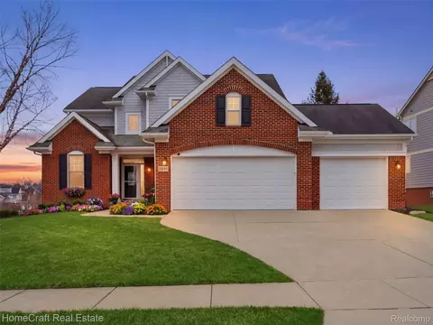 6031 Balmoral Way, Commerce, MI 48382