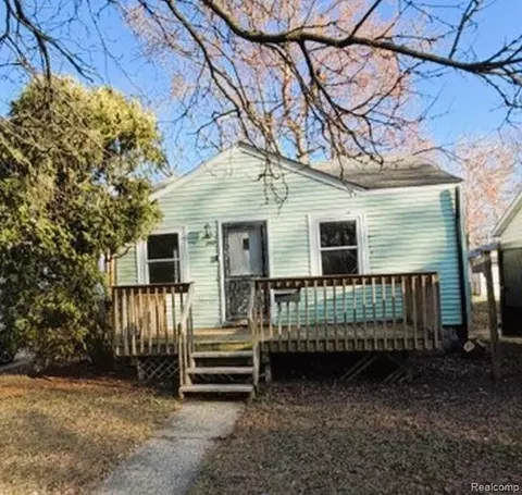 252 W Strathmore Ave, Pontiac, MI 48340