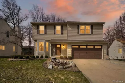 1783 Andover Blvd, Howell, MI 48843