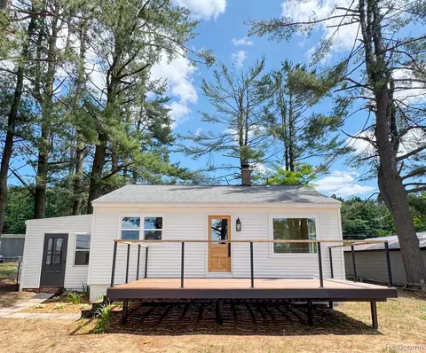 7606 First Court Ave, Otsego Lake, MI 49735