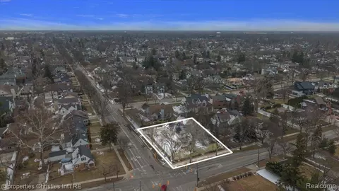 1119 Southfield Rd, Birmingham, MI 48009