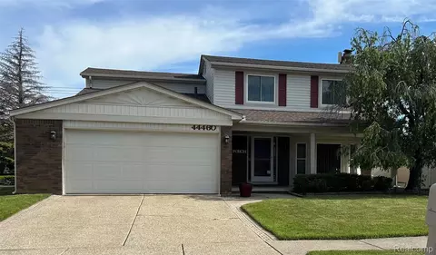 44460 Manitou Dr, Clinton Township, MI 48038