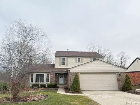 23944 Greening Dr, Novi, MI 48375