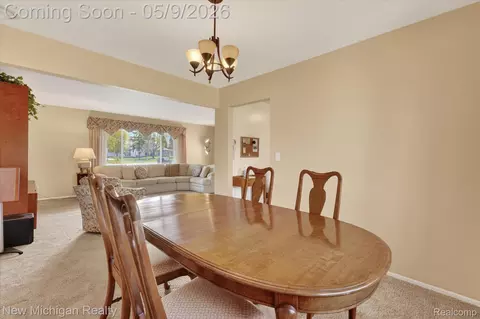 Dining - 4291 Hallmark Ct, Flint, MI 48532 photo 2 of 3