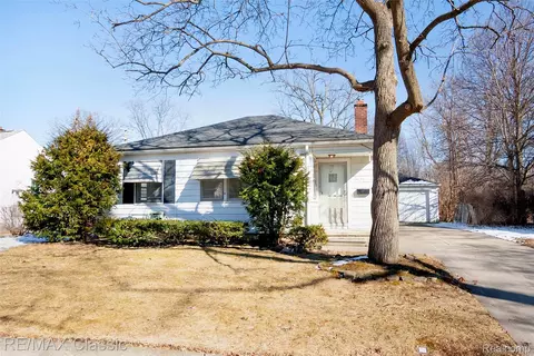4056 Robina Ave, Berkley, MI 48072