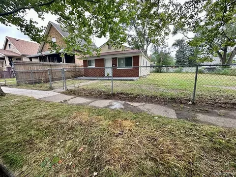 17167 Lumpkin St, Detroit, MI 48212