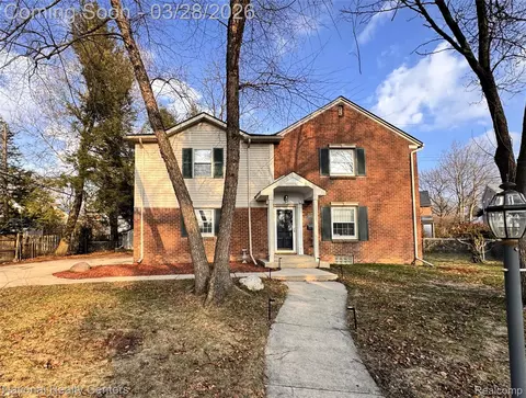 1905 Steere Pl, Ann Arbor, MI 48104