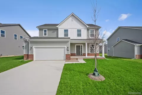 27147 Silo Dr, Saline, MI 48176