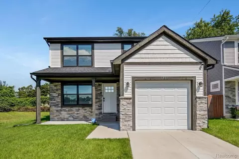 1755 E George Ave, Hazel Park, MI 48030